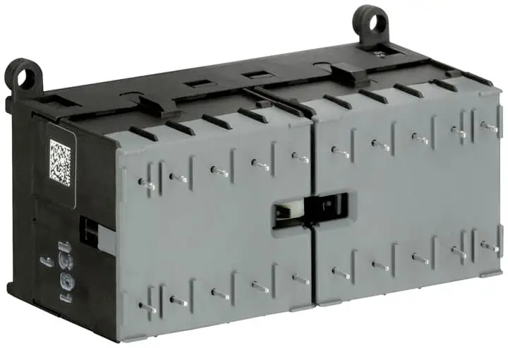 ABB VBC6A-30-10-P-2.4 spínač 8.5 A s pomocným kontaktem Piece 1 ks ABB VBC6A-30-10-P-2.4 spínač 8.5 A s pomocným kontaktem Piece 1 ks