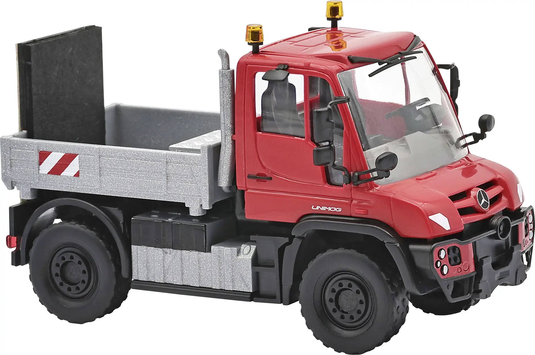 Busch 50937 H0 model nákladního vozidla Mercedes Benz Unimog U430, doprovodná opatření pro přepravu těžkých břeh Busch 50937 H0 model nákladního vozidla Mercedes Benz Unimog U430, doprovodná opatření pro přepravu těžkých břeh