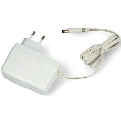 Napájecí adaptér CWT 12V/2,5A, koncovka 5,5×2,1 mm