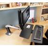 Ergotron držák na stůl pro monitor WorkFit-A 1 Displej: (s) 25,4 cm (10) - 61 cm (24) černá, hliník (leštěný) nastavitelná výška, odkládací místo na