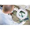 TOOLCRAFT TO-7497012 Zvětšovací LED svítilna TOOLCRAFT 800 lm s upínacím přípravkem 1,75x zvětšení=1.75 x 14.3 cm Třída energetické účinnosti 2021 F (A - G)