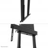 Neomounts držák na zeď pro monitor WL55-875BL1 1 Displej: (s) 94,0 cm (37) - 261,6 cm (103) černá s pohonem, nastavitelná výška