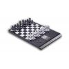 Millennium Chess Genius Pro M815 šachový počítač UI funkce, Magnetické šachové figurky, Deska šachovnice s tlakovými čidly, Podsvícený barevný displej
