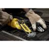 DEWALT DEWALT - DCMPS520N-XJ Akku-Astsäge 20 cm Schwert buerstenlos 18 Volt akumulátor Aku řetězová pila délka čepele 200 mm