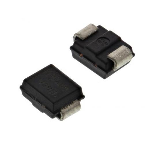 AEC-Q101 onsemi Jednoduchý 150 °C 5 % 550 mW 1 μA 9 Ω -65 °C Povrch 15 V 1, DO-214AA, počet kolíků: 2 kolíkový Zenerova