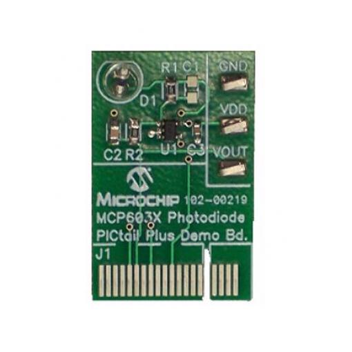 Vývojová sada pro analogové obvody, PICtail Plus, pro použití s: Explorer 16 Microchip
