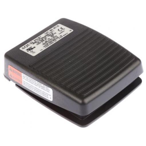 RS PRO Nožní spínač, řada: Aquiline Momentary IP20 Pro nízkou zátěž Okamžité ovládání Polymer SPCO 15 A 250 V ac
