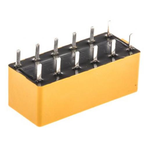 Výkonové relé 4PST-NO Montáž na PCB 5V dc S