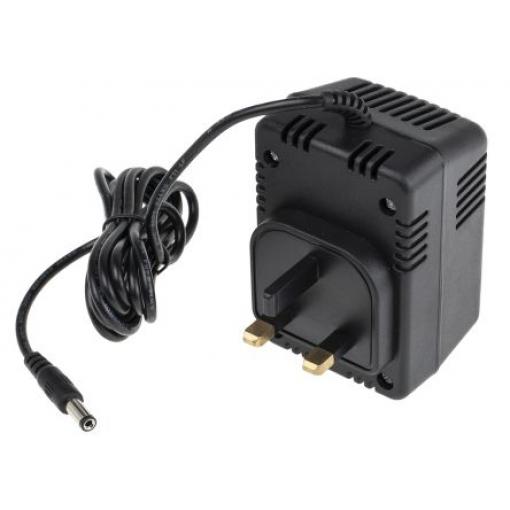 RS PRO Adaptér AC/AC 20 W, výstup: 12V ac, počet výstupů: 1 2.1 x 5.5 x 12 mm Kladný pól na středu, 2.5 x 5.5 x 12 mm