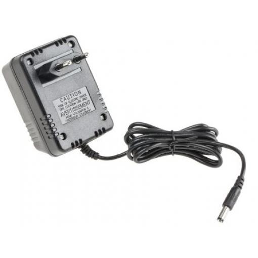 RS PRO Adaptér AC/AC 20 W, výstup: 24V ac, počet výstupů: 1 2.1 x 5.5 x 12 mm Kladný pól na středu, 2.5 x 5.5 x 12 mm