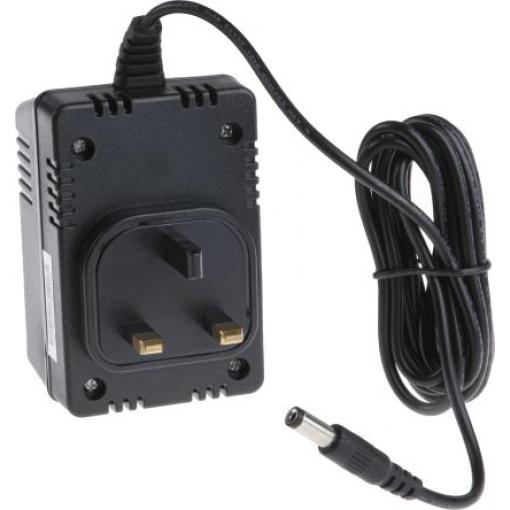 RS PRO Adaptér AC/AC 20 W, výstup: 24V ac, počet výstupů: 1 2.1 x 5.5 x 12 mm Kladný pól na středu, 2.5 x 5.5 x 12 mm