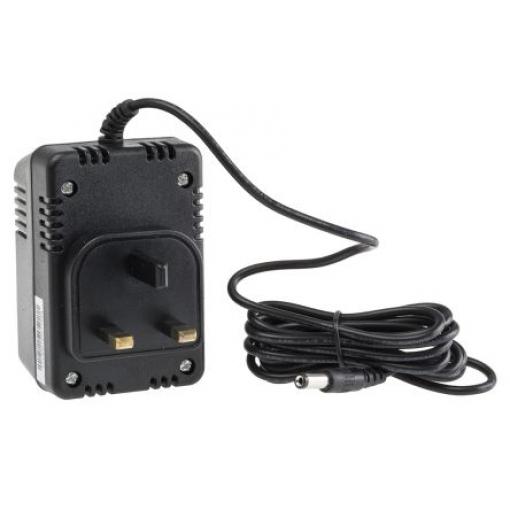 RS PRO Adaptér AC/DC 11 W, výstup: 18V dc, počet výstupů: 1 2.1 x 5.5 x 12 mm Kladný pól na středu, 2.5 x 5.5 x 12 mm