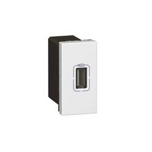 Legrand USB adaptér, řada: MOSAIC Vnitřní, počet portů: 1portový, orientace těla: Rovný USB typu A, 240 V, Povrch, IP40,