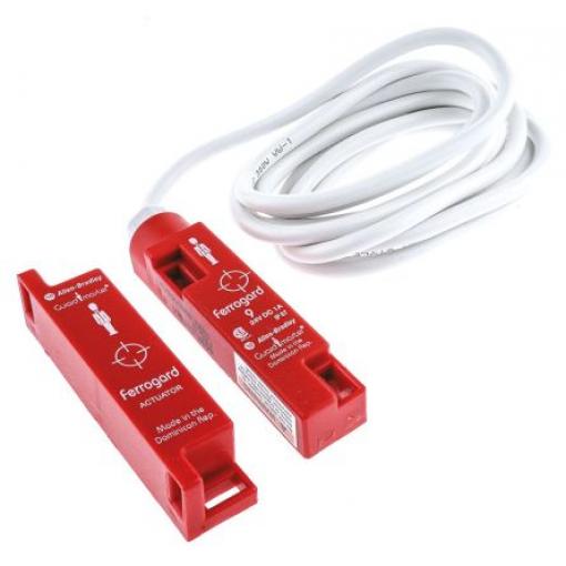 Allen Bradley 440N Magnetické Bezkontaktní bezpečnostní spínač 24 V dc Plastové NC 2m kabel