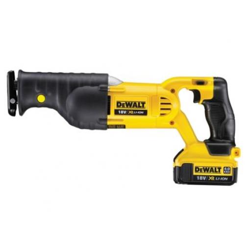 DeWALT Pila, řada: DCS 4 Ah, číslo modelu: DCS380 560 W, hmotnost: 2.7 kg