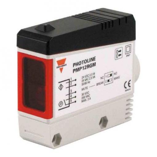 Carlo Gavazzi Fotoelektrický snímač Infračervená LED Blok Šroub, výstup: NO/NC Retroreflexní IP67