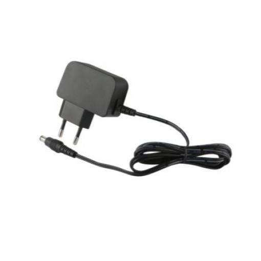 RS PRO Adaptér AC/DC 18 W, výstup: 5V dc, počet výstupů: 1 Jack DC 5,5 x 2,1 x 12 mm 2pin (EU) 3 A Adaptér AC/DC