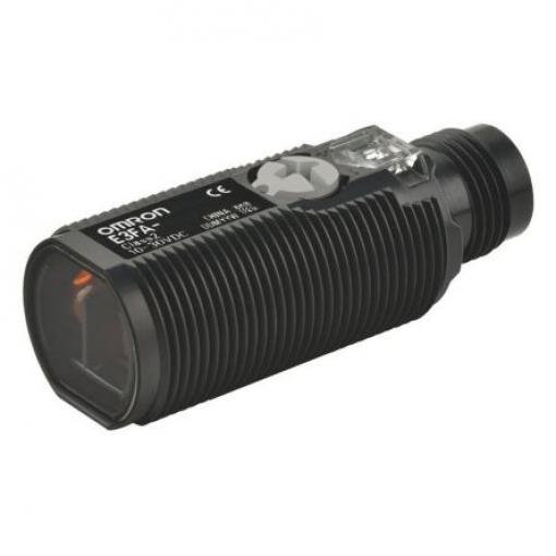 Omron Fotoelektrický snímač, řada: E3FA Infračervená LED Válcovitý, výstup: PnP Polarizovaný retro odraz IP67, IP69K