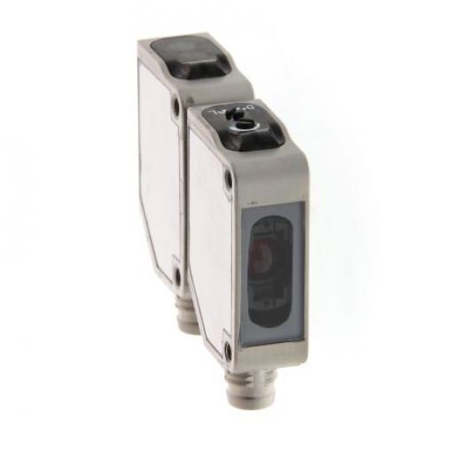 Omron Fotoelektrický snímač, řada: E3ZM, výstup: PnP Jednocestný