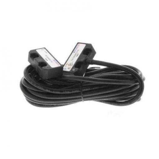 Omron F3S-TGR Magnetické Bezkontaktní bezpečnostní spínač 24 V dc Plastové 1 NO, 2 NC Kabel 5 m.
