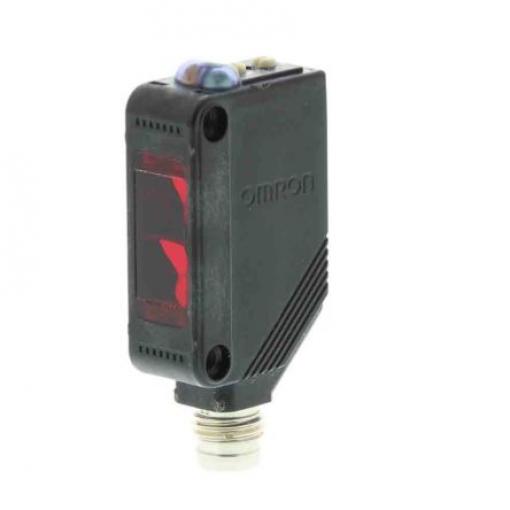 Omron Fotoelektrický snímač, řada: E3Z Červená LED Blok, výstup: PnP Retroreflexní IP67