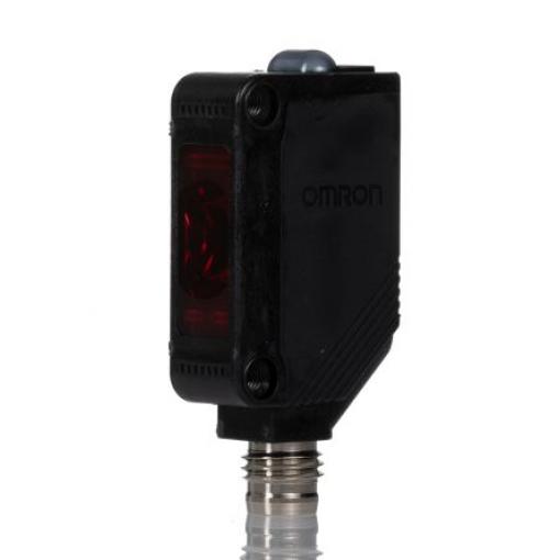 Omron Fotoelektrický snímač, řada: E3Z Polarizované červené světlo Blok, výstup: PnP Jednocestný IP67