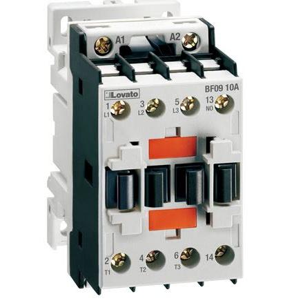 Lovato 1 NC Stykač napětí ve vinutí 110V ac 3pólový 9 A 690V ac 7.5 kW s 1 NC kontakty, rozsah: BF 3PST
