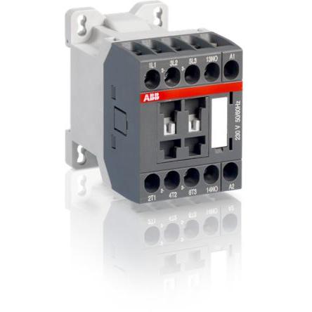 ABB 1 NC Stykač napětí ve vinutí 24V 3pólový 24 A 4 kW s 3 NO kontakty 24V Řízení motoru 3P