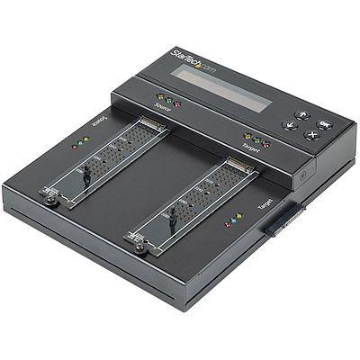 StarTech.com 2,5 palce (SATA), 3,5 palce (SATA), M2 (SATA) 18.1 x 20.8 x 2.9 cm
