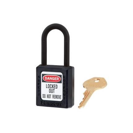 Master Lock Bezpečnostní visací zámek Klíč, Termoplast 6 mm třmen, Černá