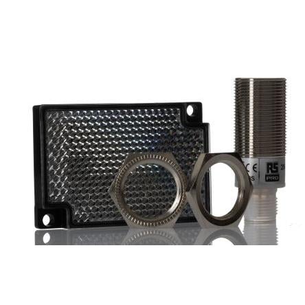 RS PRO Fotoelektrický snímač, řada: RS PRO Červené světlo Blok Šroub, výstup: NPN NO/NC Polarizovaný retro odraz IP67