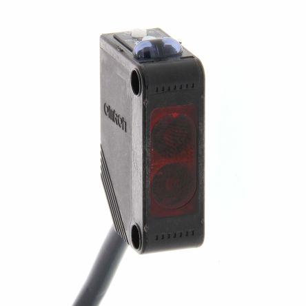 Omron Fotoelektrický snímač, řada: E3Z Červená LED Pravoúhlý Kabel, výstup: NPN Retroreflexní IP67
