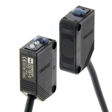 Omron Fotoelektrický snímač, řada: E3Z Infračervená LED Blok Kabel, výstup: PnP Jednocestný IP67
