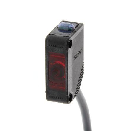 Omron Fotoelektrický snímač, řada: E3Z Pravoúhlý Kabel, výstup: PnP Jednocestný