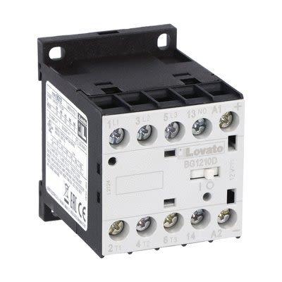 Lovato 1 NO Stykač napětí ve vinutí 12V dc 3pólový 12 A 440V 5.5 kW s 1 NO kontakty, rozsah: 11BG