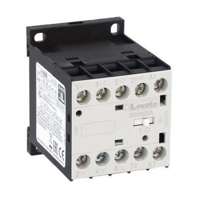 Lovato 1 NC Stykač napětí ve vinutí 230V 3pólový 6 A 690V 18 kW s 1 NC kontakty Rovný, rozsah: BG06 3P