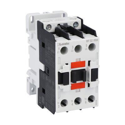 Lovato Stykač napětí ve vinutí 230V 3pólový 32 A 690V 22 kW, rozsah: BF32