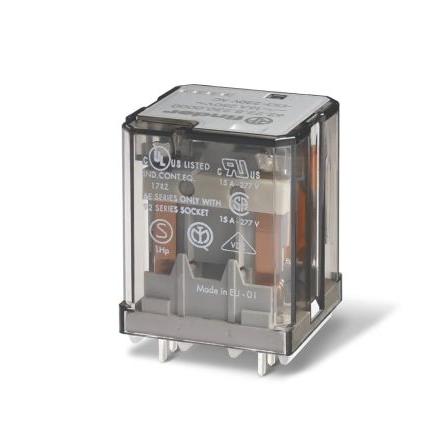 Finder Výkonové relé 3PST Montáž na přírubu 16A 12V dc 62