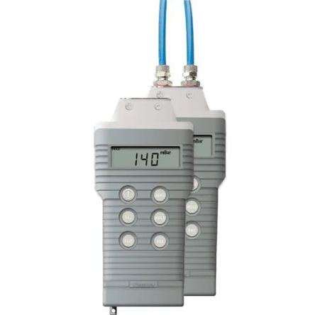 Manometr C9501/IS 14 kPa, číslo modelu: C9501/IS Comark 2