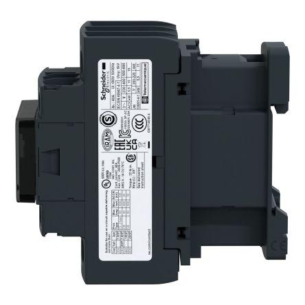 Schneider Electric 1 NO, 1 NC Stykač napětí ve vinutí 230V ac 3pólový 25 A 690V ac 11 kW s 3 NO kontakty 230V ac Řízení
