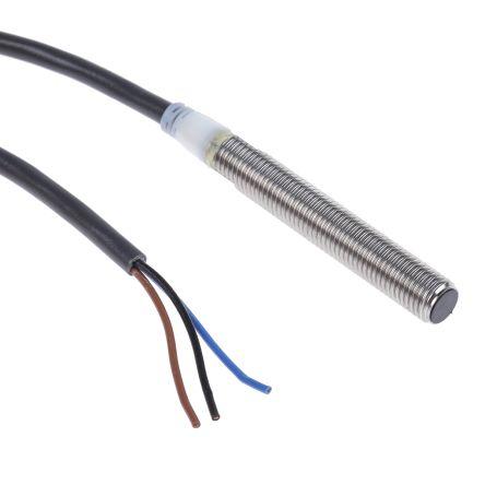 Omron Indukční bezdotykový snímač E2A-S08LS02-WP-B1 2M Válec se závitem M8 200mA E2A IP67 PnP 1.5 kHz 2 mm 240 V ac 32 V