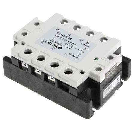 Carlo Gavazzi Polovodičové relé 25 A Panel 3PST 660 V RZ3A 32V