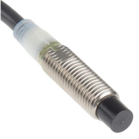 Omron Indukční bezdotykový snímač E2A-S08KN04-WP-B1 5M Válec se závitem M8 200mA E2A IP67 PnP 1 kHz 30 mm 240 V ac 32 V