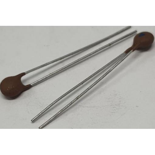Keramický kondenzátor 0,4 µF / 50 V, RM 2,5 mm, THT