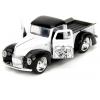JADA TOYS Ford Disney Steamboat Willie, 1941 Pickup hotový model Model osobního automobilu