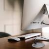 Solight USB vestavná zásuvka s víčkem, 1 zásuvka, plast, délka 1,5m, 3x 1mm2, USB 2100mA, stříbrná - PP122
