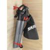 SKIL 0792 elektrika F0150792AA foukač listí, drtič listí, vysavač listí pojízdný, nosný popruh 230 V
