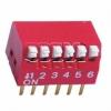 DIP spínač piano C8300-06PLNJR0R, 6 pólů, přímé vývody, červený