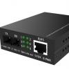 RS PRO Ethernetový převodník médií, Vícerežimové, Plný duplex, Poloviční duplex, SC, RJ45, 100Mbps, přenosová RS PRO Ethernetový převodník médií, Vícerežimové, Plný duplex, Poloviční duplex, SC, RJ45, 100Mbps, přenosová