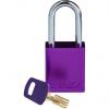 Brady Purpurová, Anodizovaný hliníkový plech Visací zámek 6.35 mm Brady Purpurová, Anodizovaný hliníkový plech Visací zámek 6.35 mm